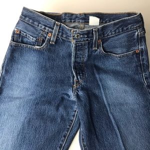 Levi’s 501 Jeans button fly women’s 31” EUC